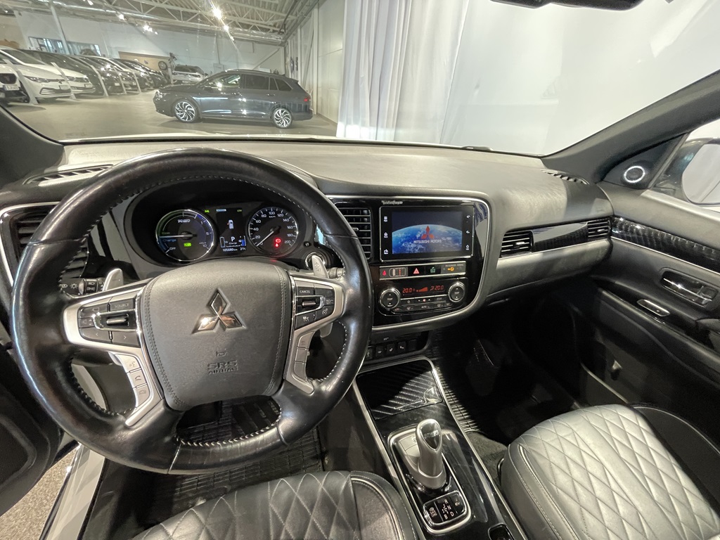 Mitsubishi Outlander RLE15G
