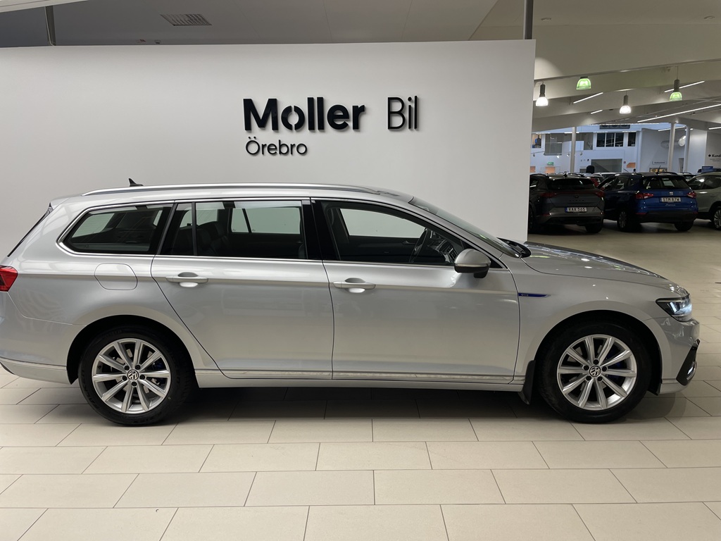 Volkswagen Passat Sportscombi RLL54X