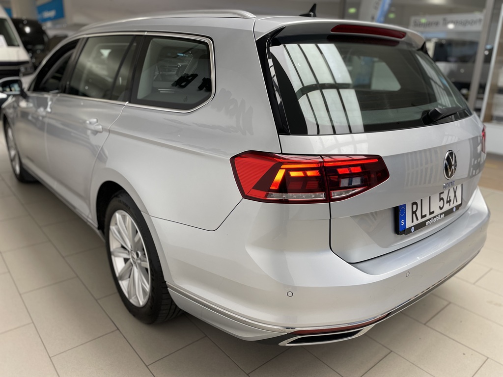 Volkswagen Passat Sportscombi RLL54X
