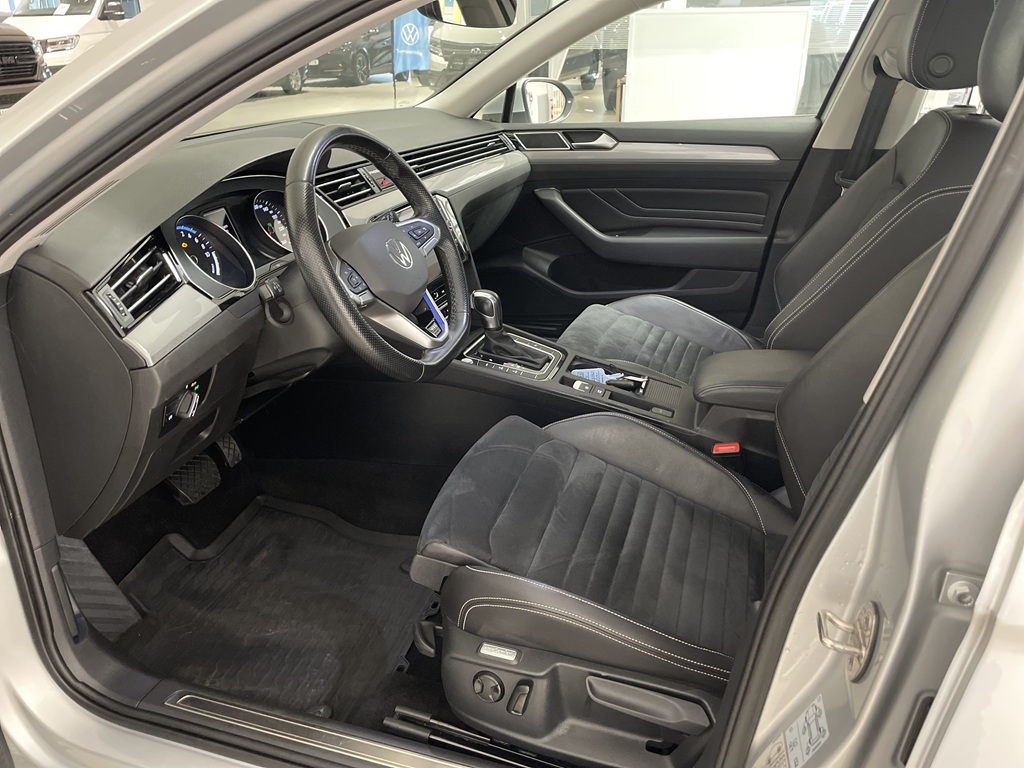 Volkswagen Passat Sportscombi RLL54X