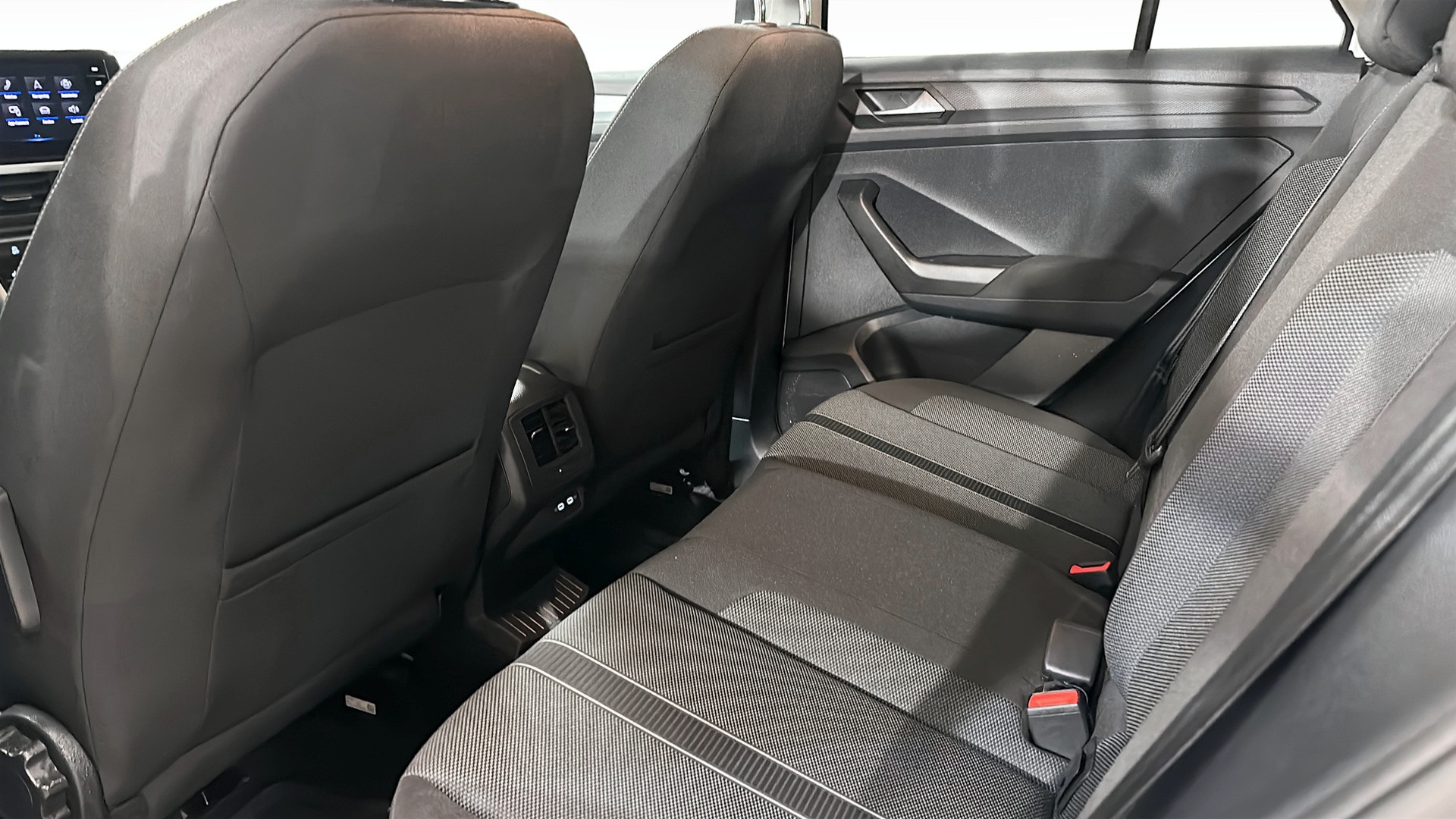 Volkswagen T-Roc RLW857