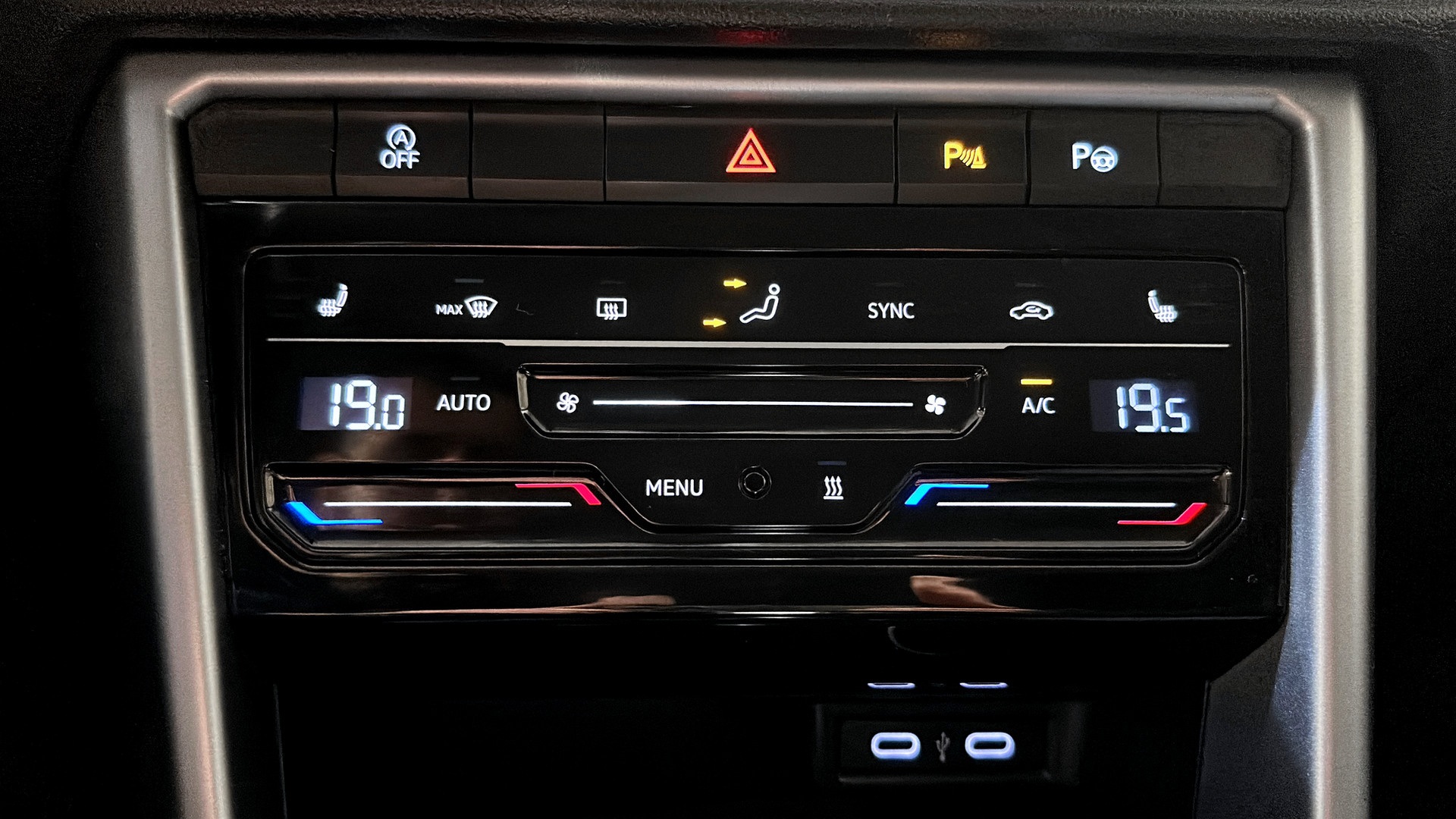 Volkswagen T-Roc RLW857