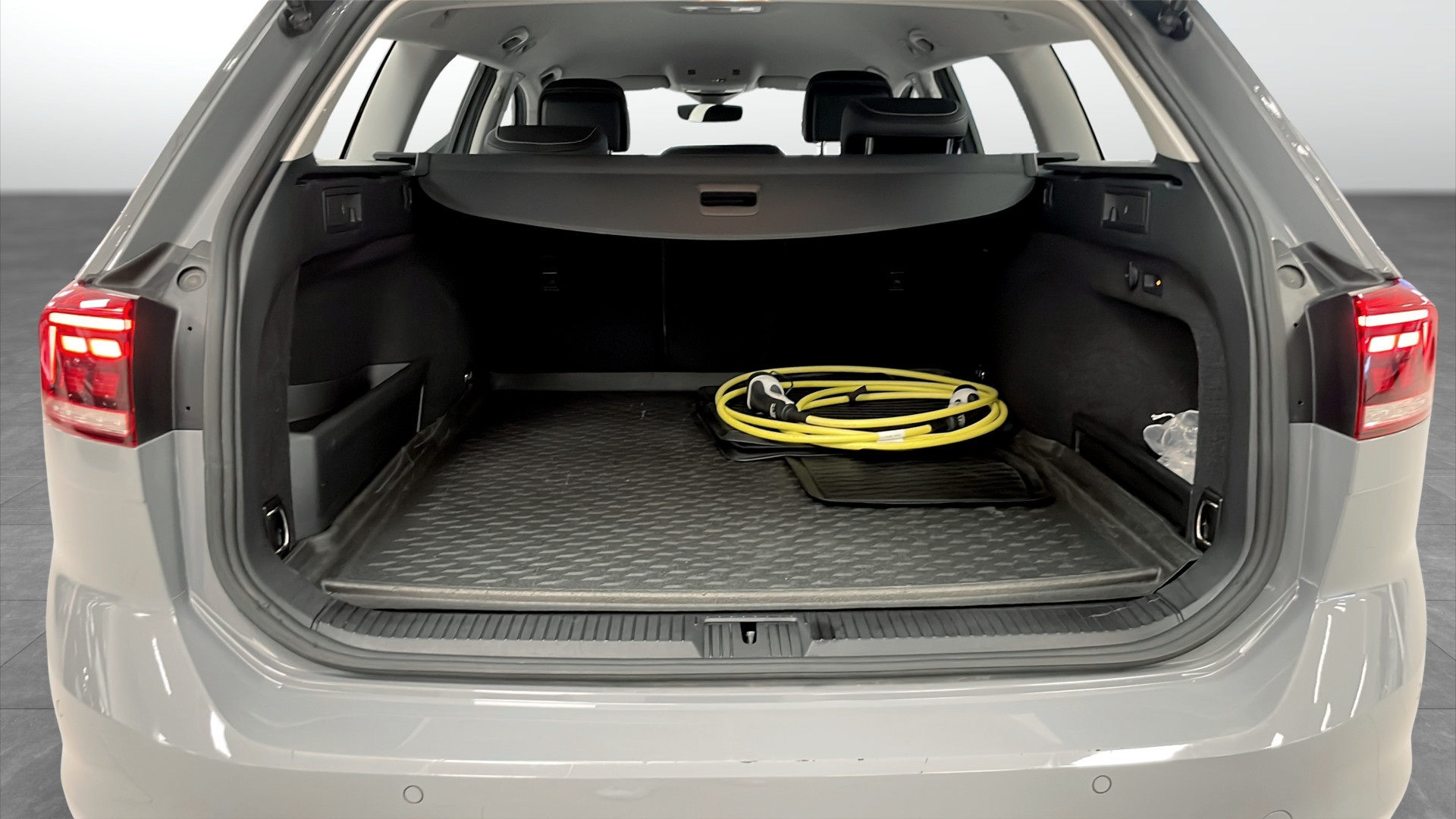 Volkswagen Passat Sportscombi RMA05Y