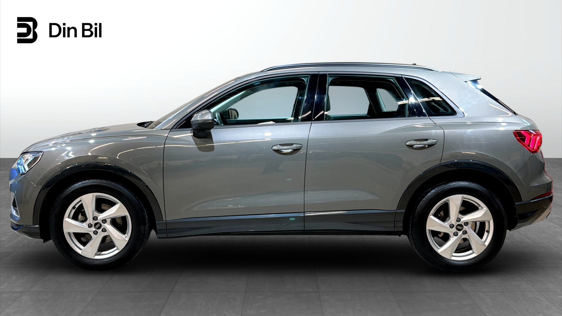 Audi Q3 RMA93E