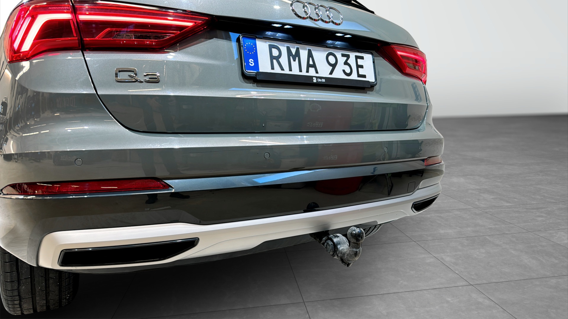 Audi Q3 RMA93E