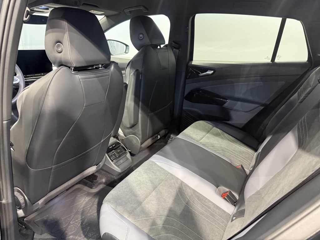 Volkswagen ID.4 RMJ10Y