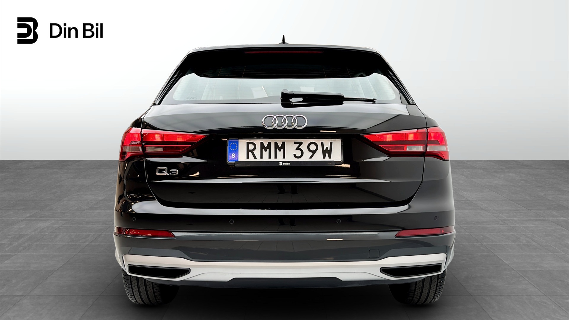 Audi Q3 RMM39W