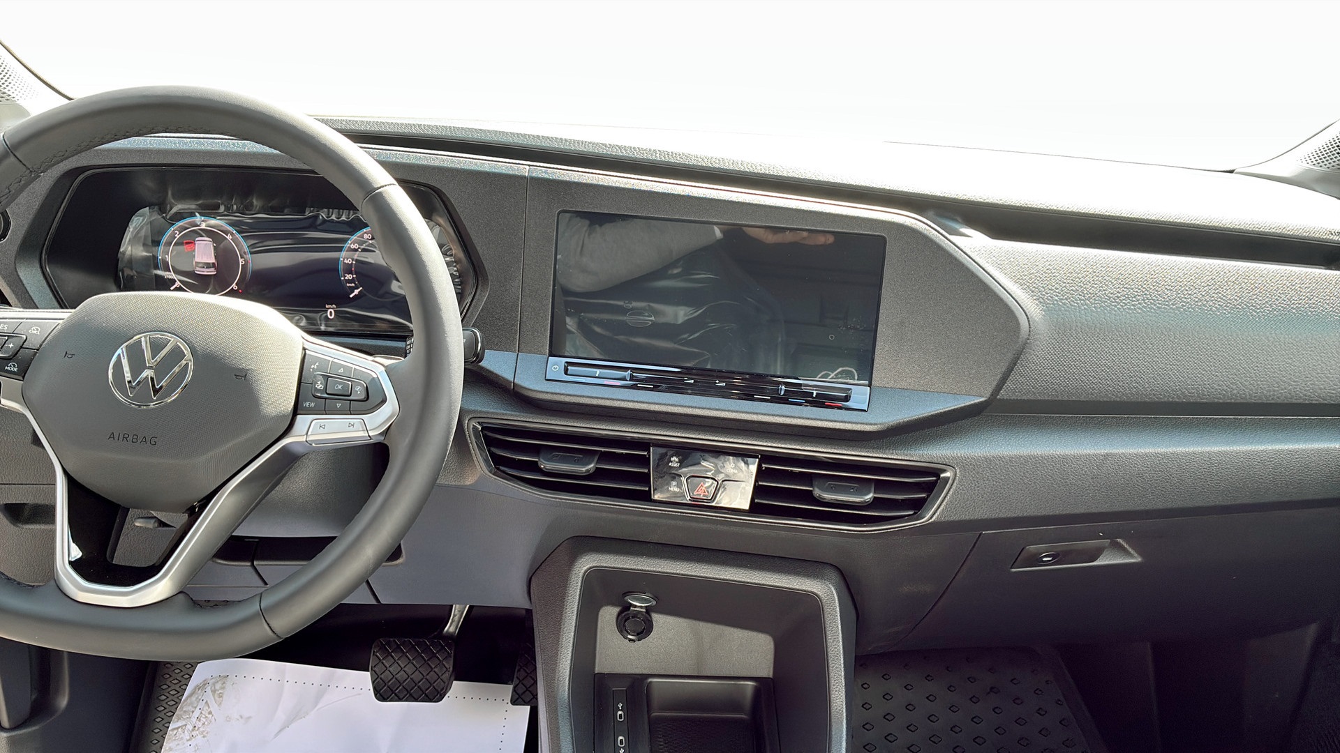 Volkswagen Caddy Cargo RMM76U