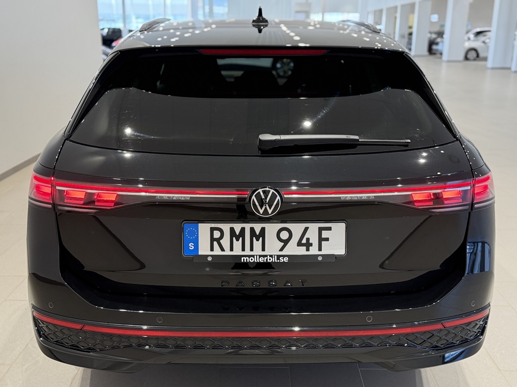 Volkswagen Passat RMM94F