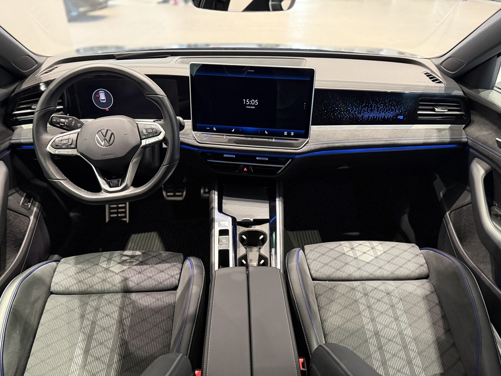 Volkswagen Passat RMM94F