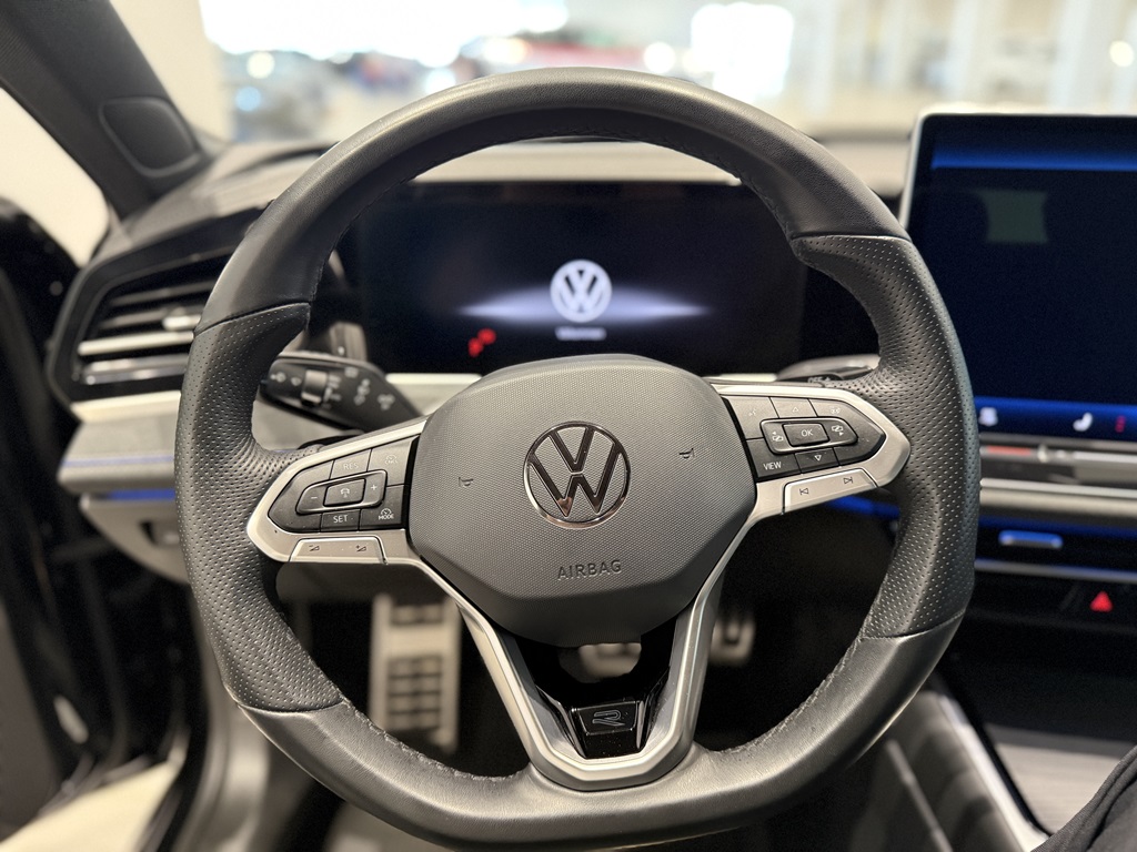 Volkswagen Passat RMM94F