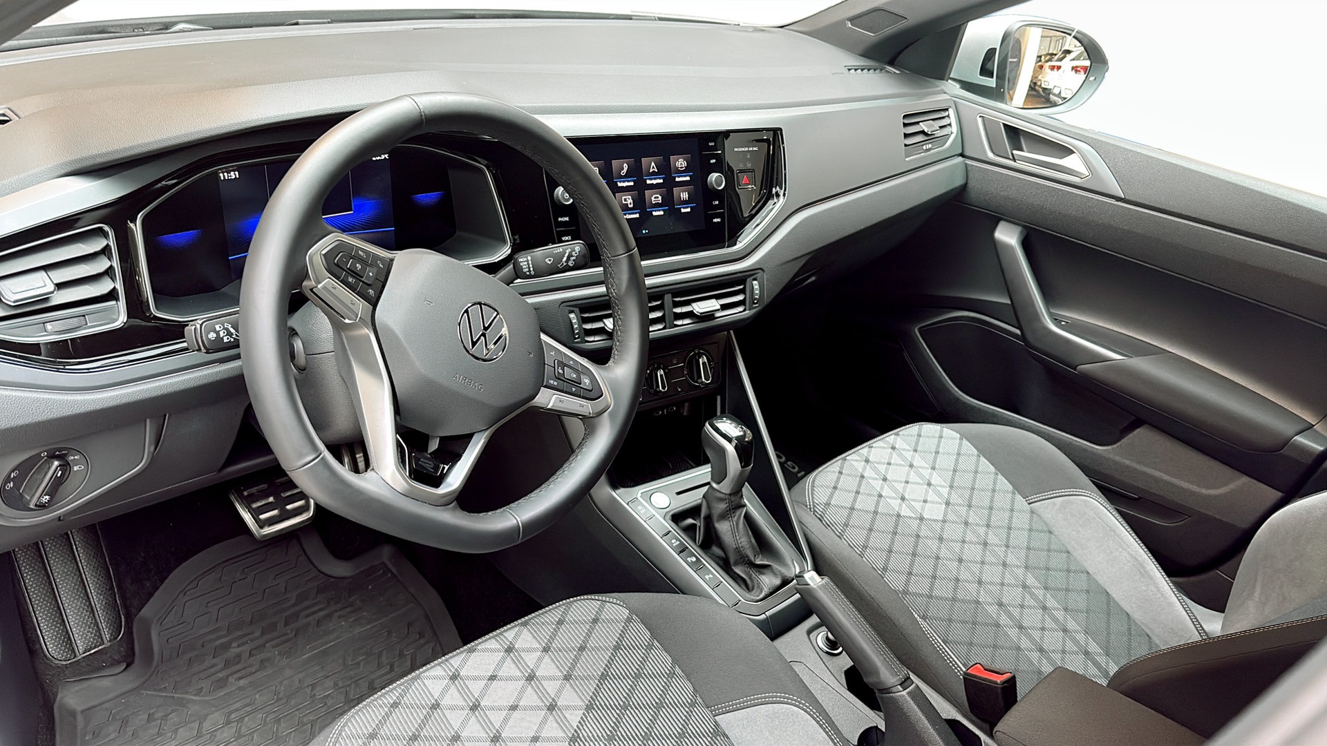 Volkswagen Taigo RNG40E