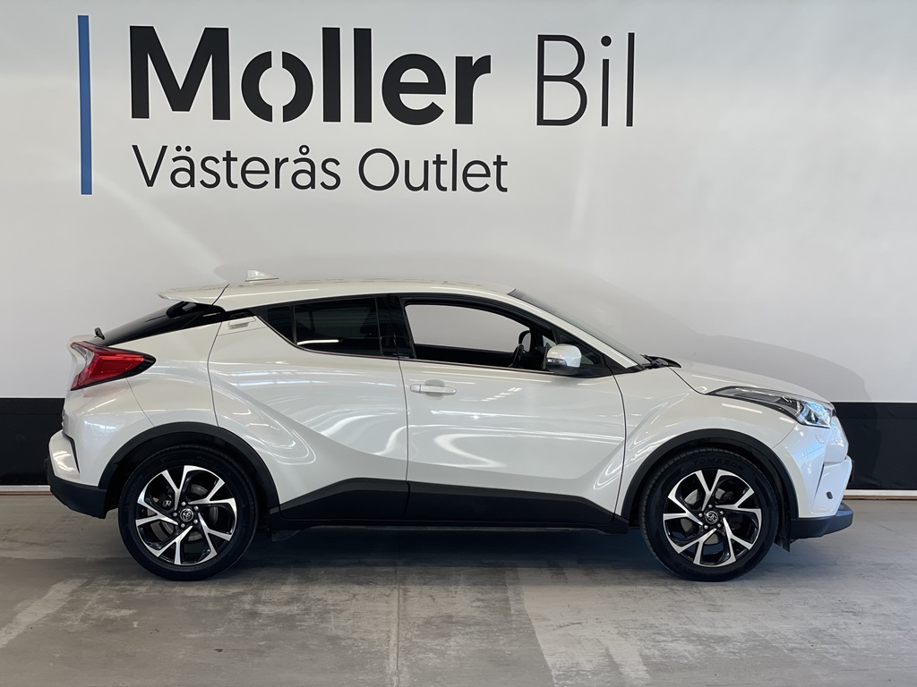 Toyota C-HR RNH65Y