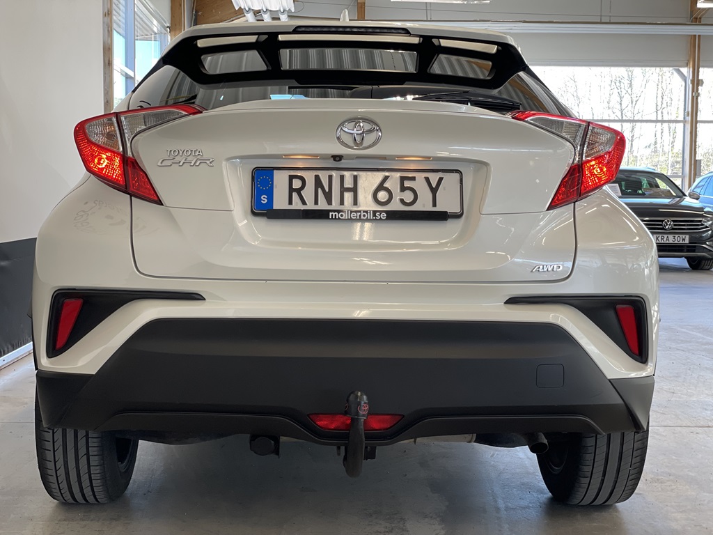 Toyota C-HR RNH65Y