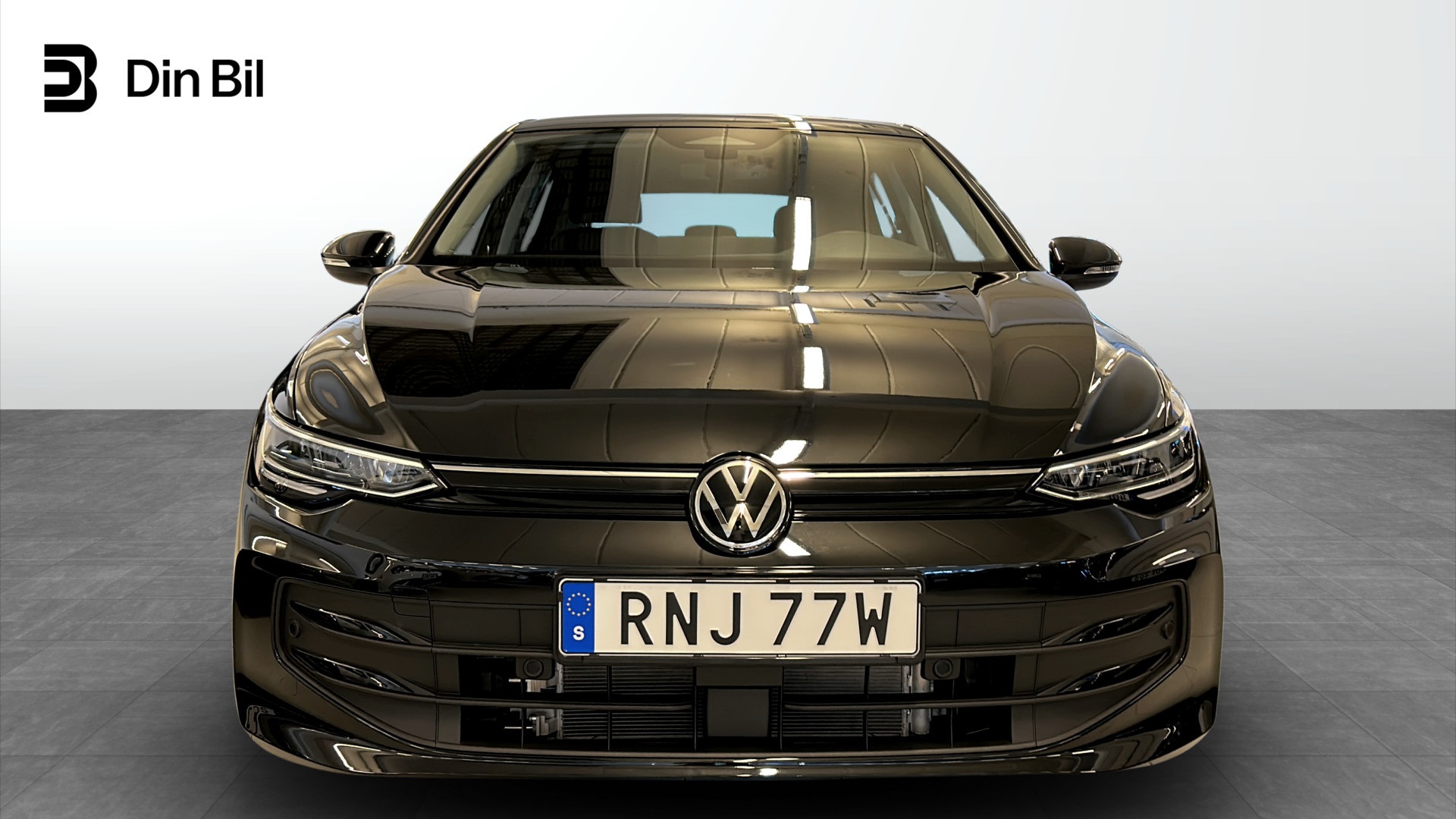 Volkswagen Golf RNJ77W