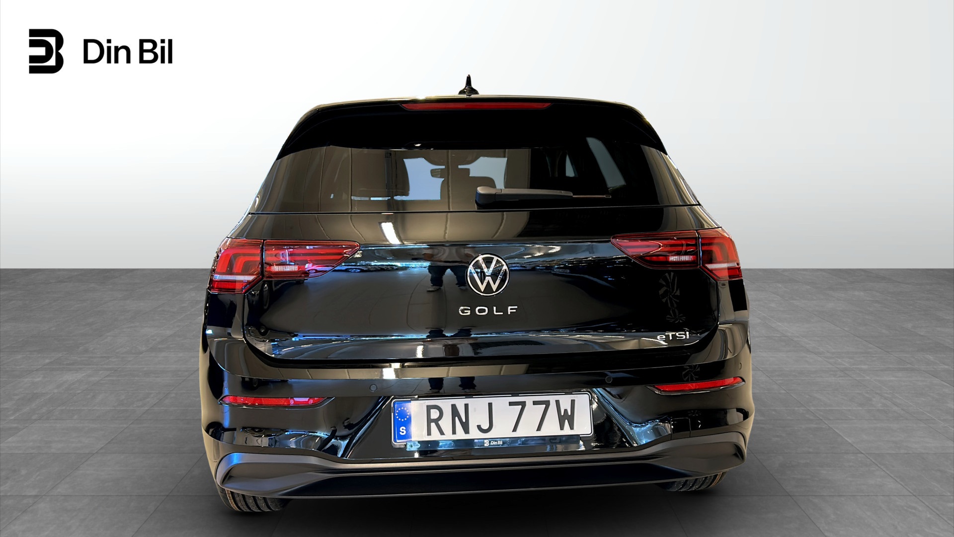 Volkswagen Golf RNJ77W