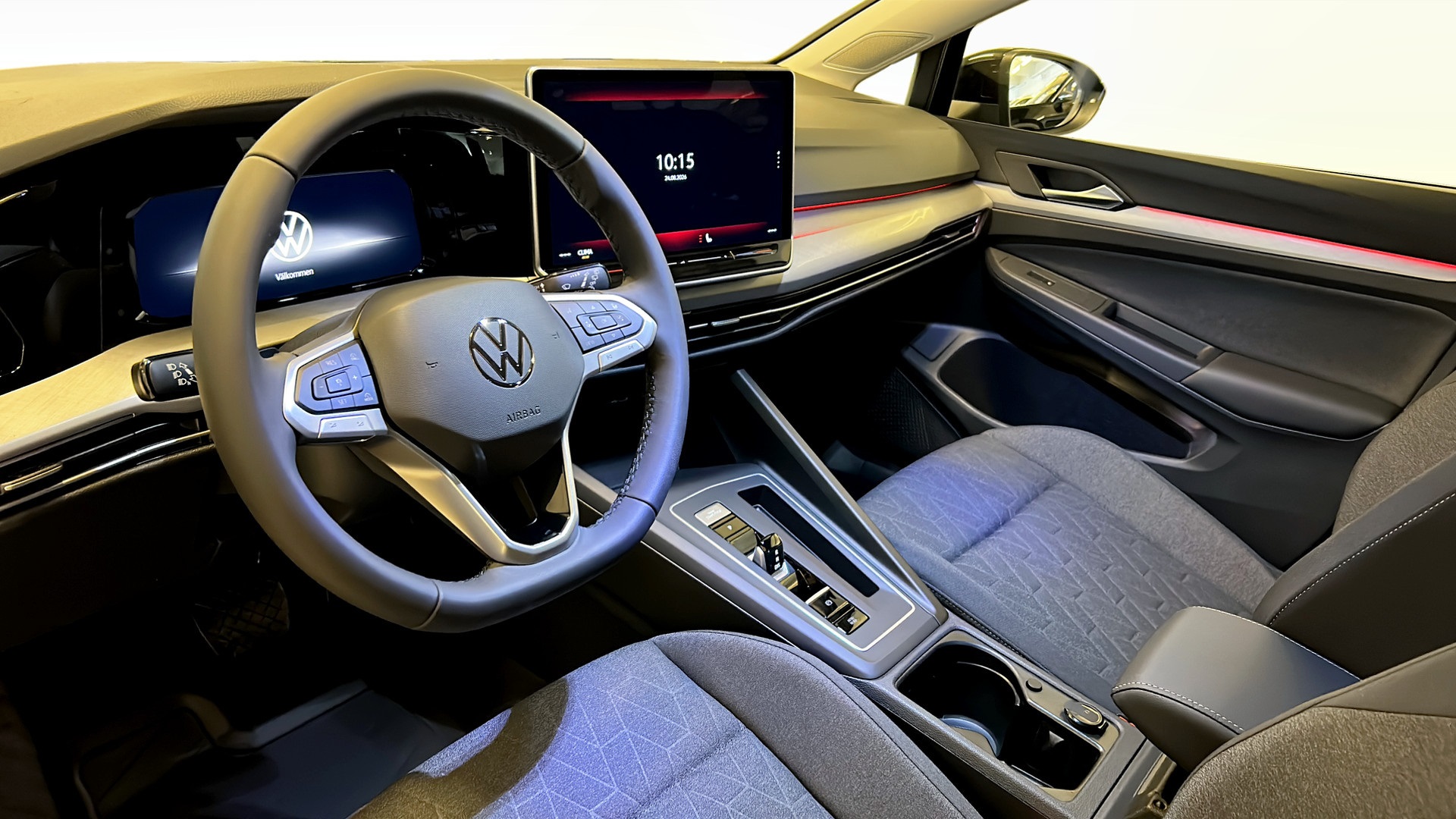 Volkswagen Golf RNJ77W
