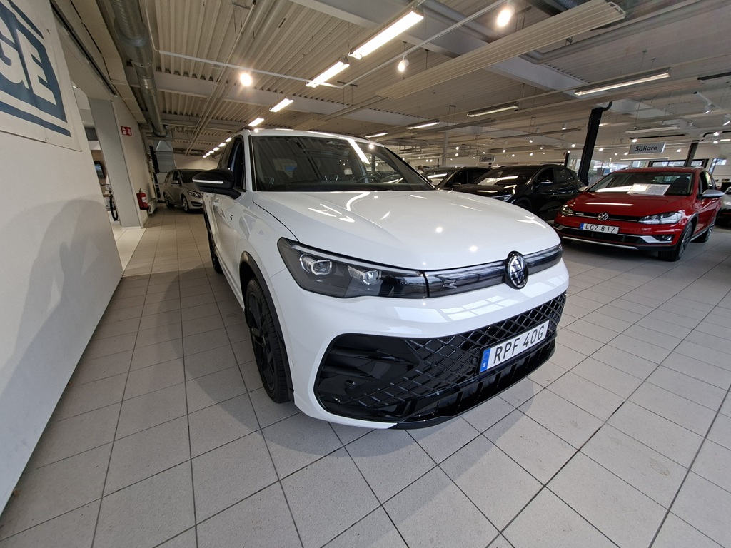 Volkswagen Tiguan RPF40G