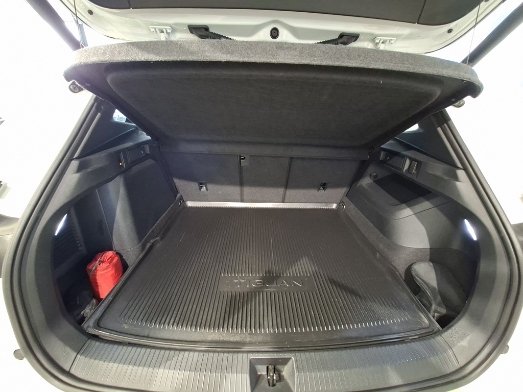 Volkswagen Tiguan RPF40G