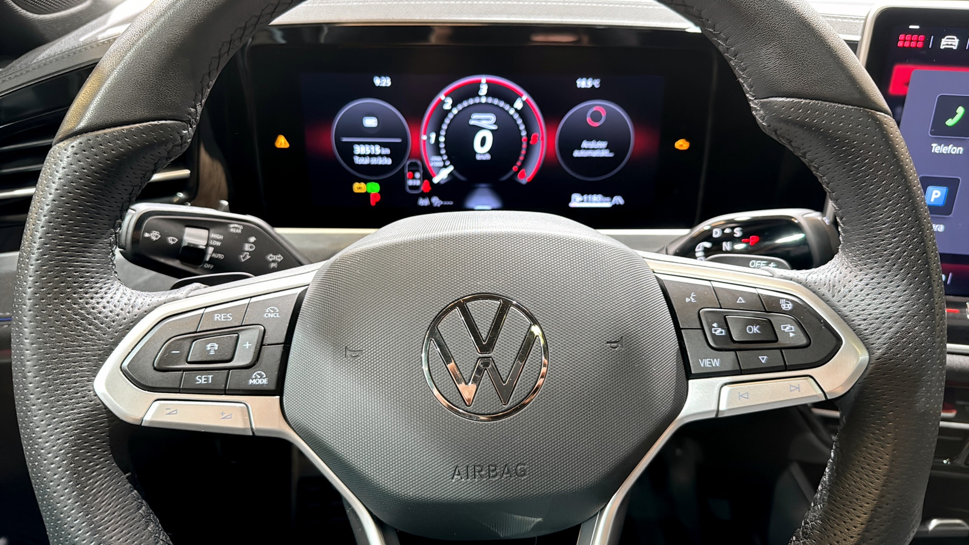Volkswagen Passat RRB28E