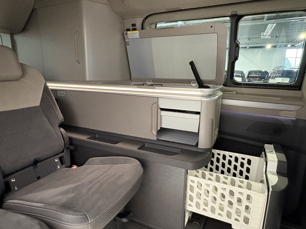 Volkswagen T7 California RRB51K