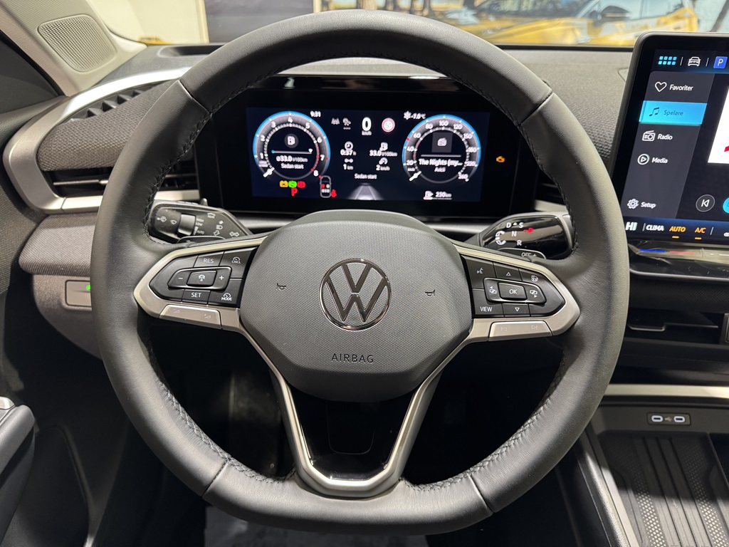 Volkswagen T-Roc RRB82P