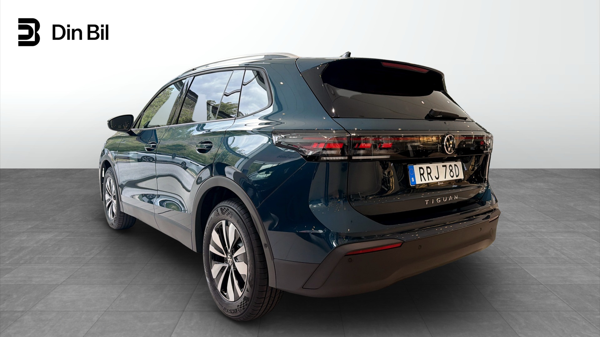 Volkswagen Tiguan RRJ78D