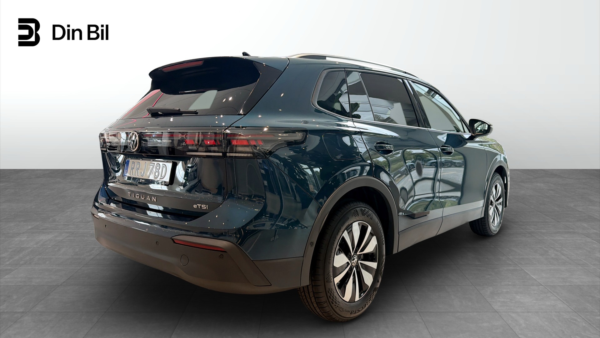 Volkswagen Tiguan RRJ78D