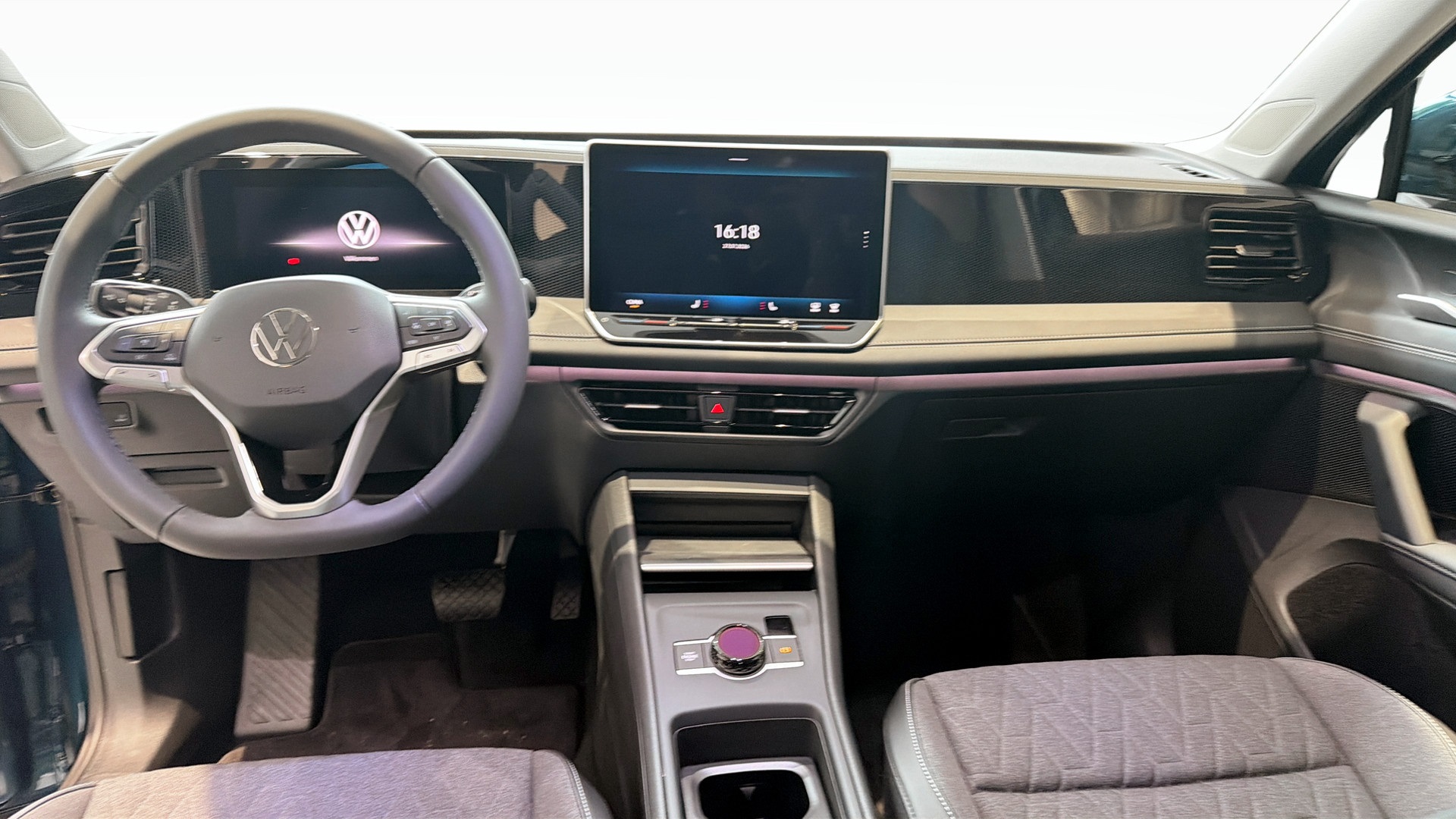 Volkswagen Tiguan RRJ78D