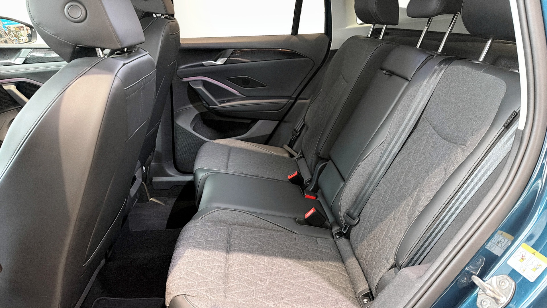 Volkswagen Tiguan RRJ78D