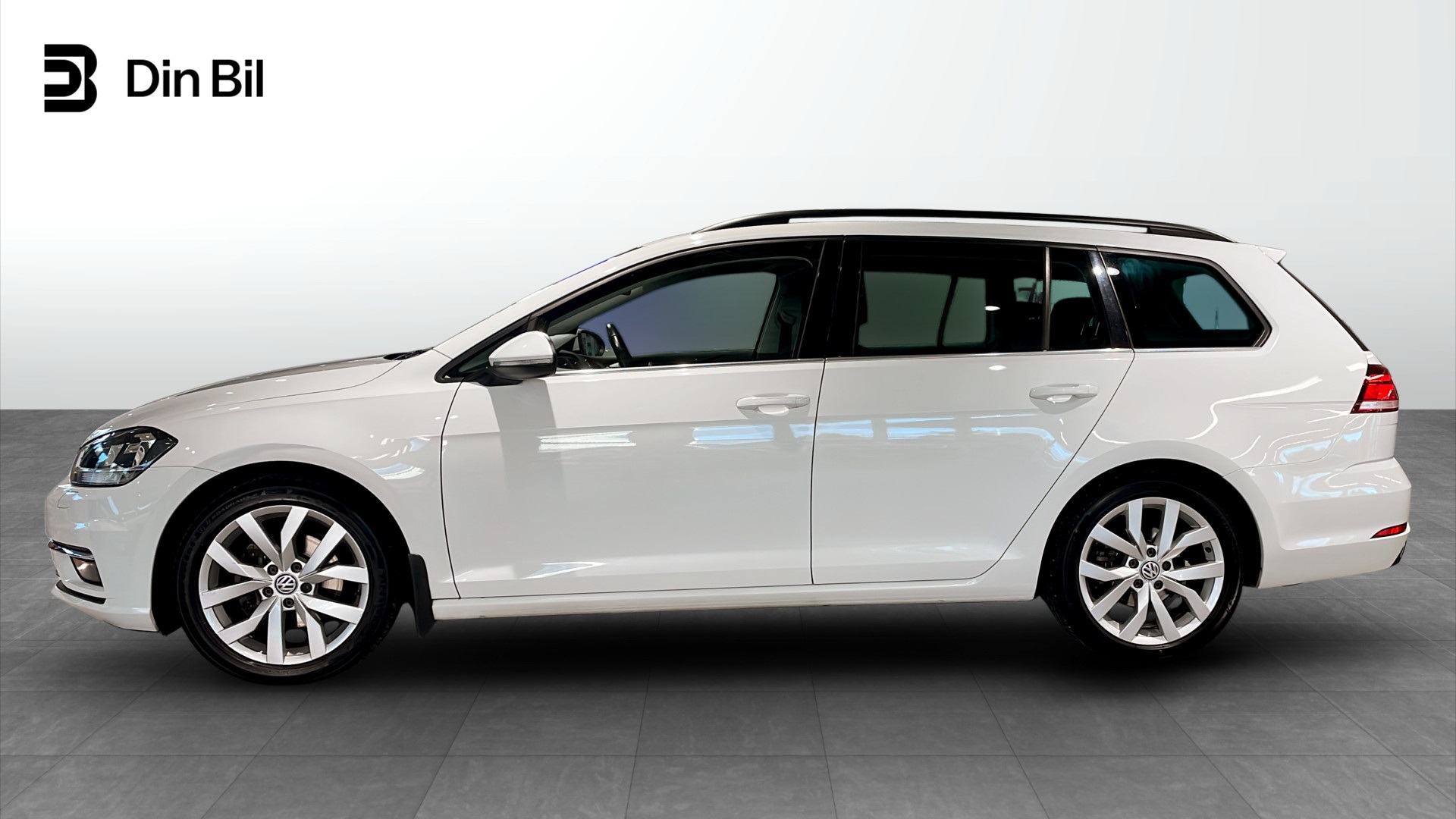 Volkswagen Golf Sportscombi RRM443