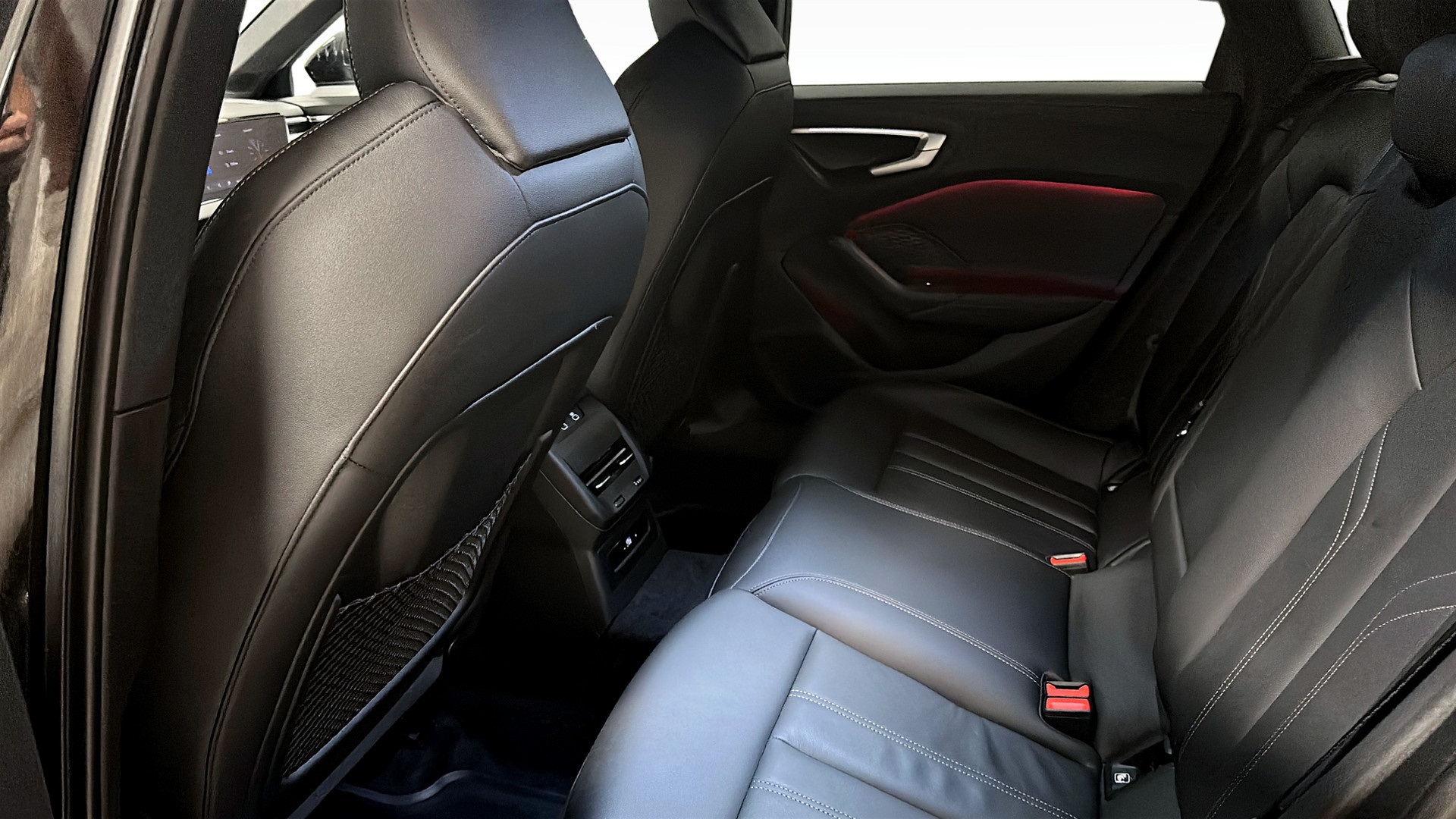 Audi A5 Avant RRR04A