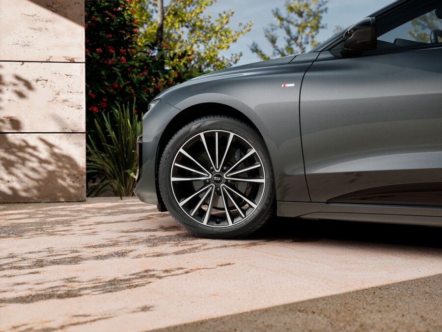 Audi A6 Sportback e-tron RRR07B