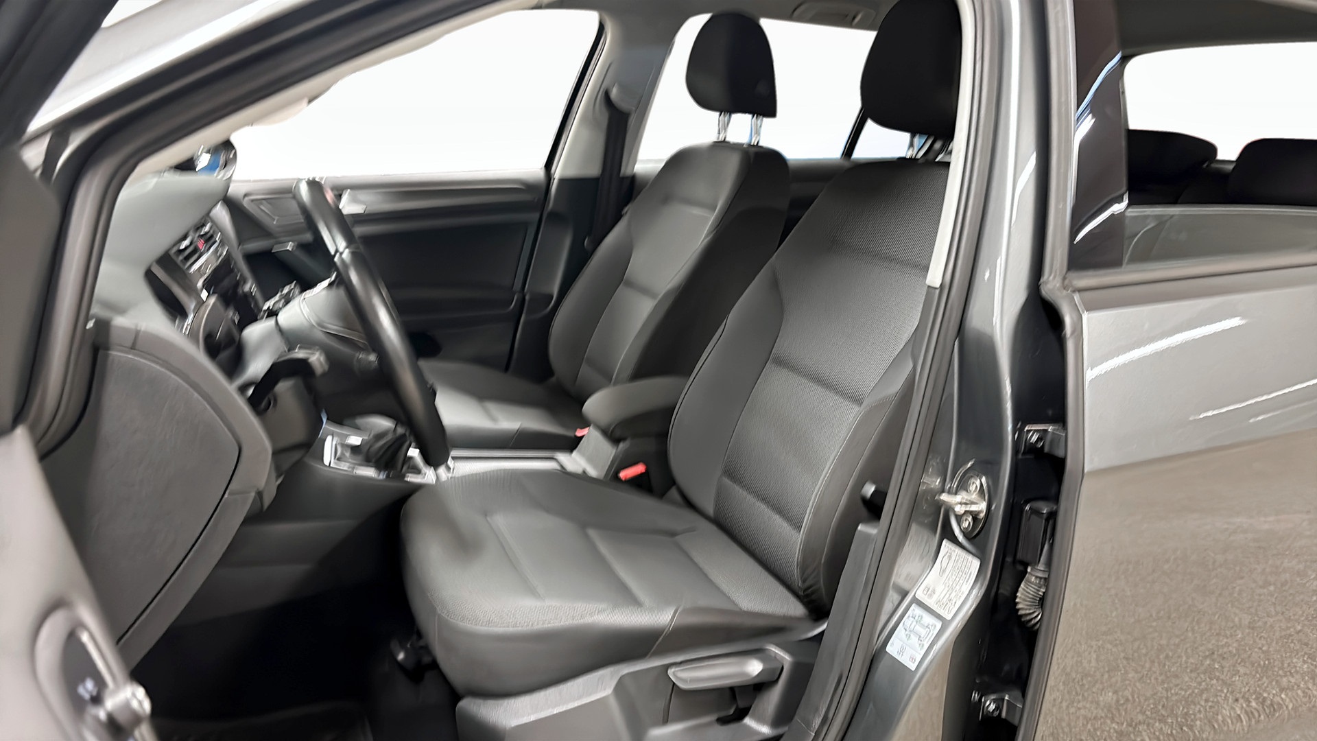 Volkswagen Golf RTD309