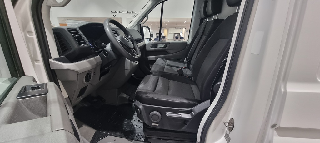 Volkswagen Crafter Skåp lång hjulbas RTG204