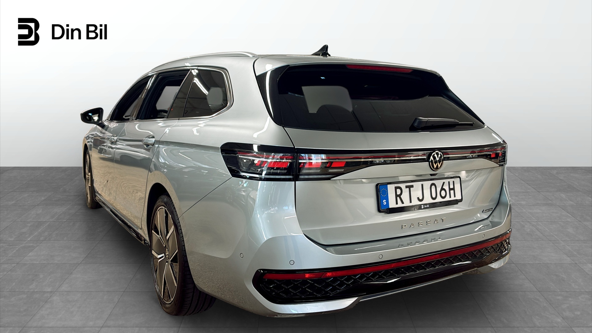 Volkswagen Passat Sportscombi RTJ06H