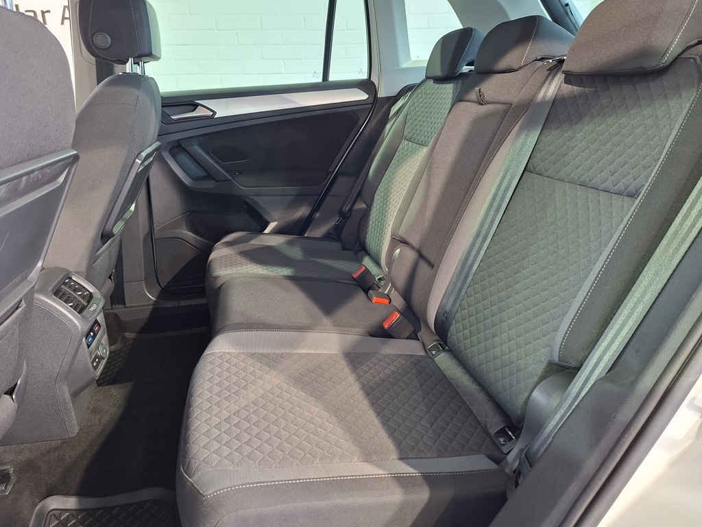 Volkswagen Tiguan RUD85E