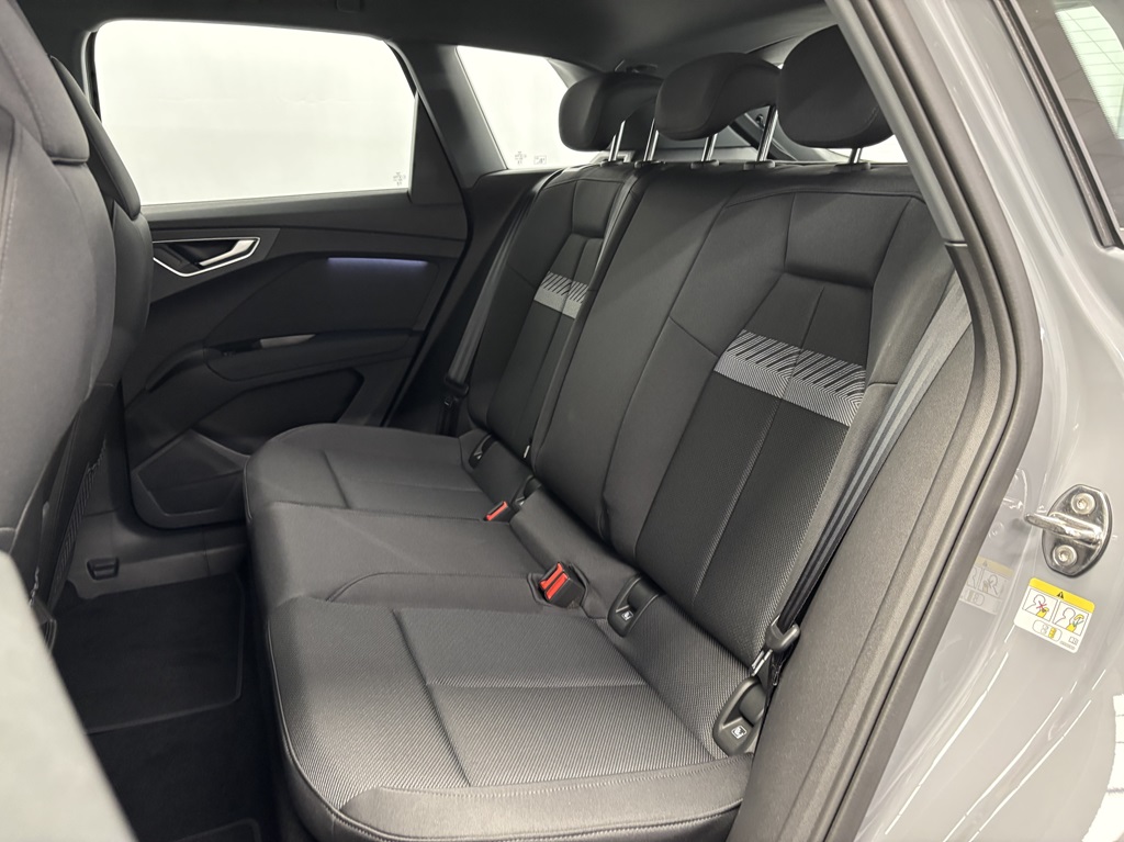 Audi Q4 e-tron RUJ10F