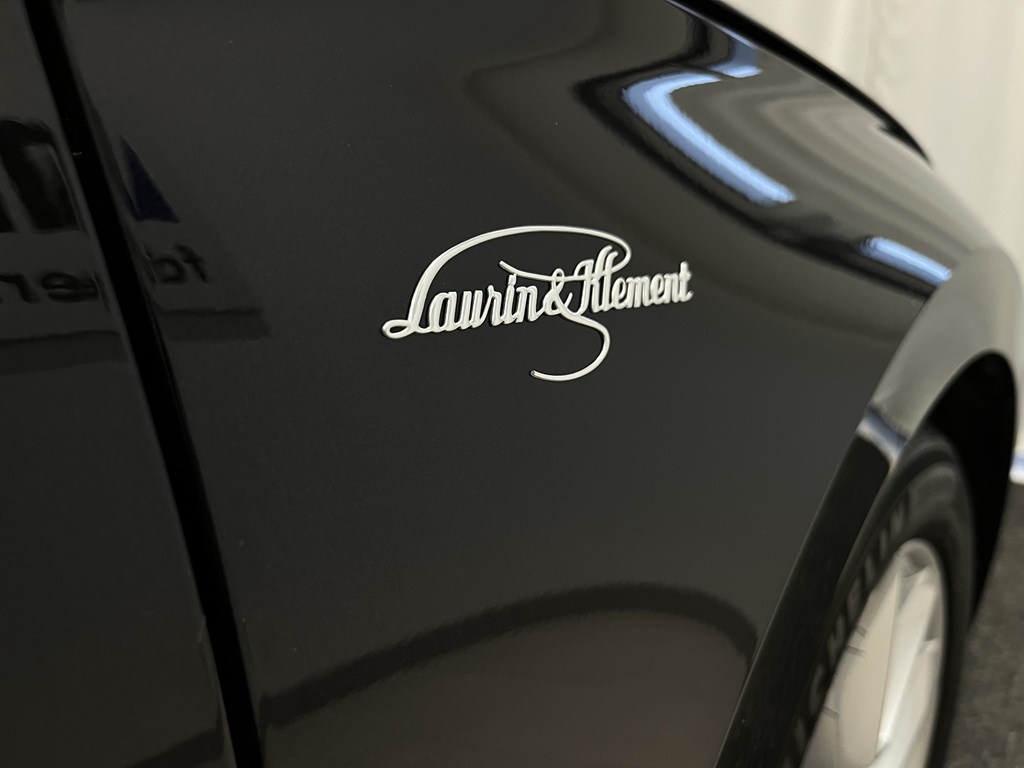 Skoda Superb RUM836
