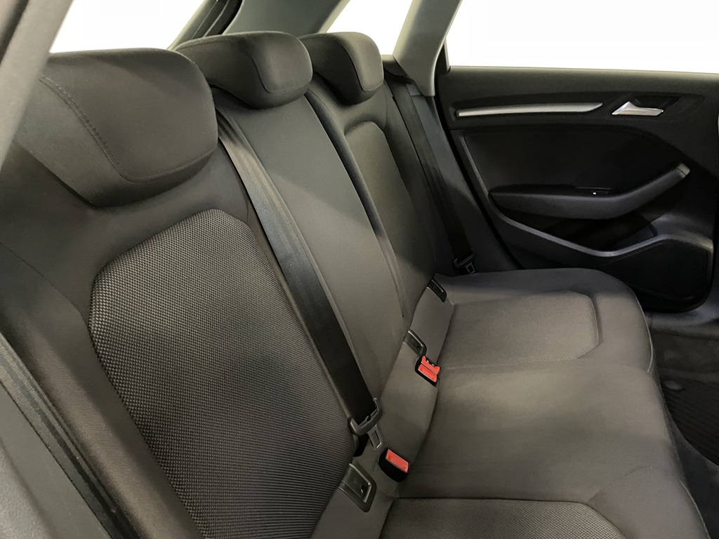 Audi A3 Sportback RUO098