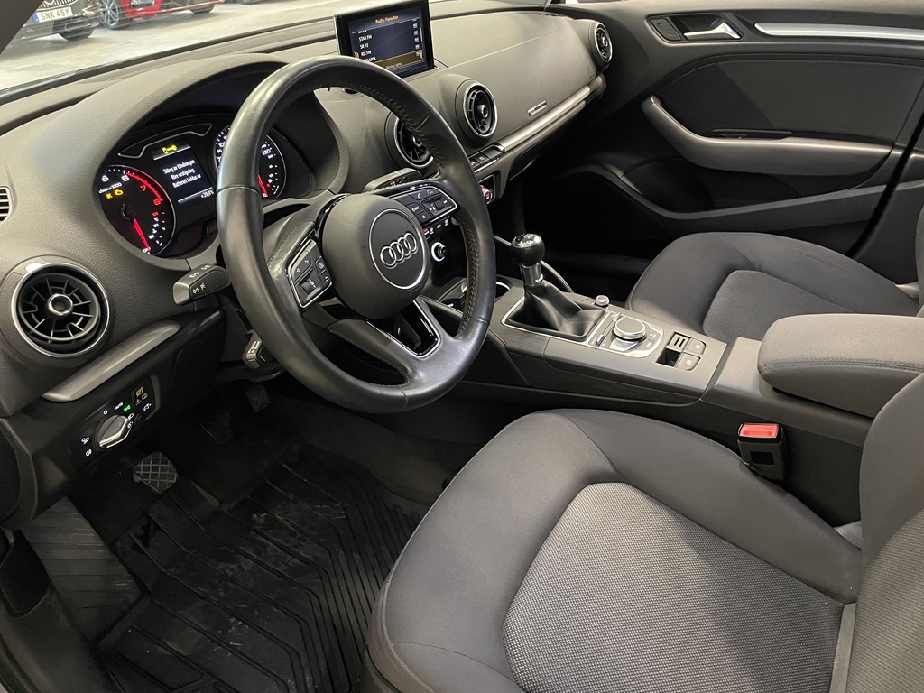 Audi A3 Sportback RUO098
