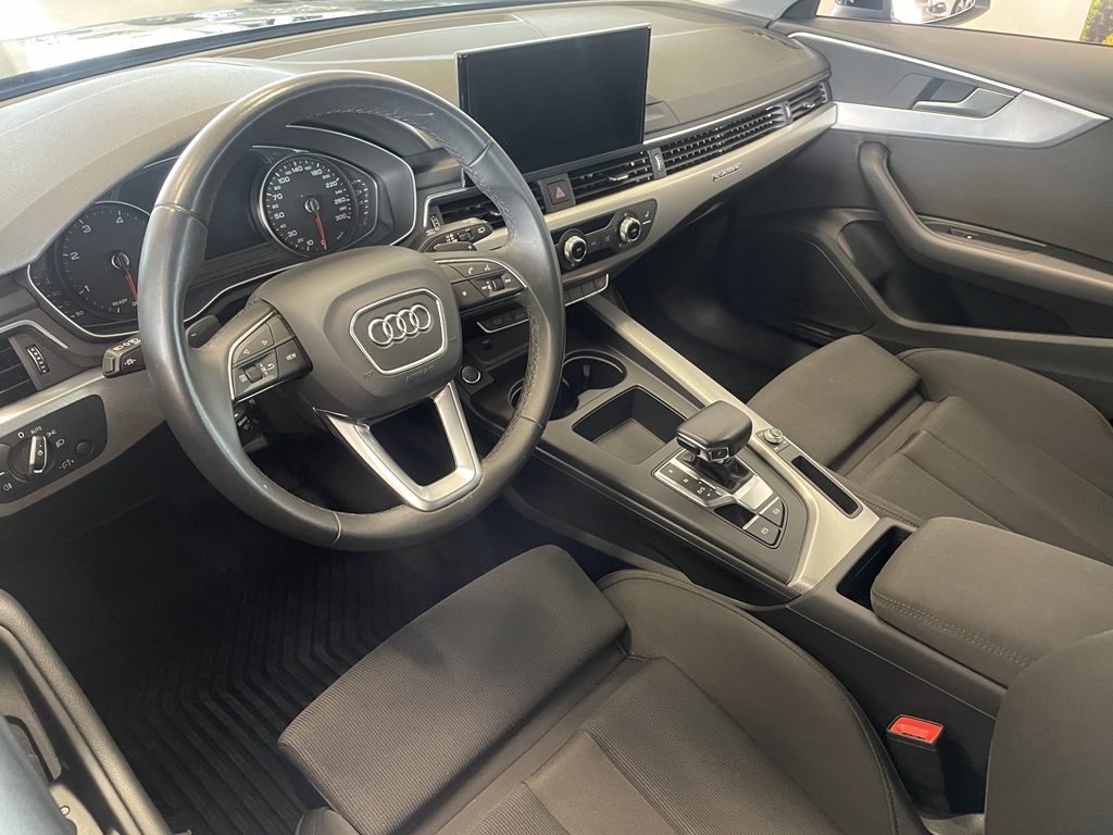 Audi A4 Avant RWA69A