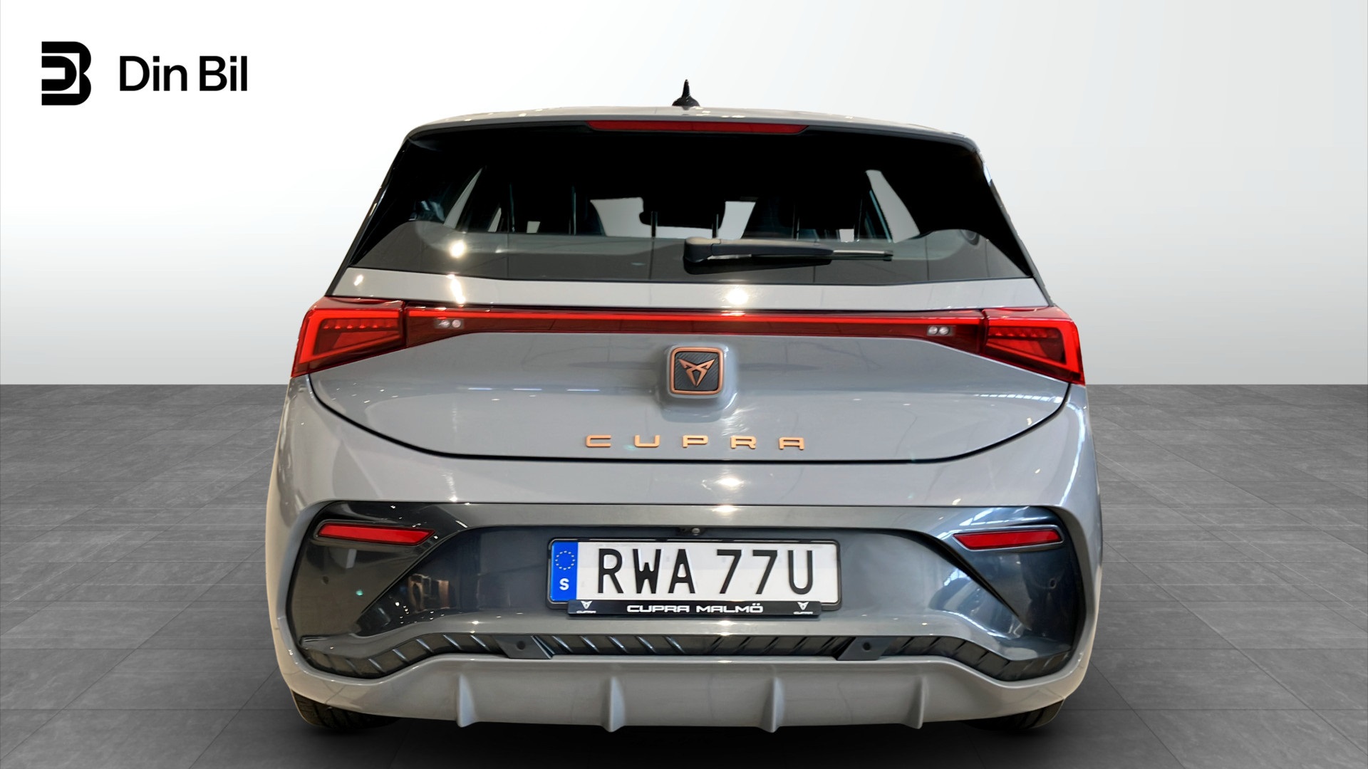 CUPRA Born RWA77U