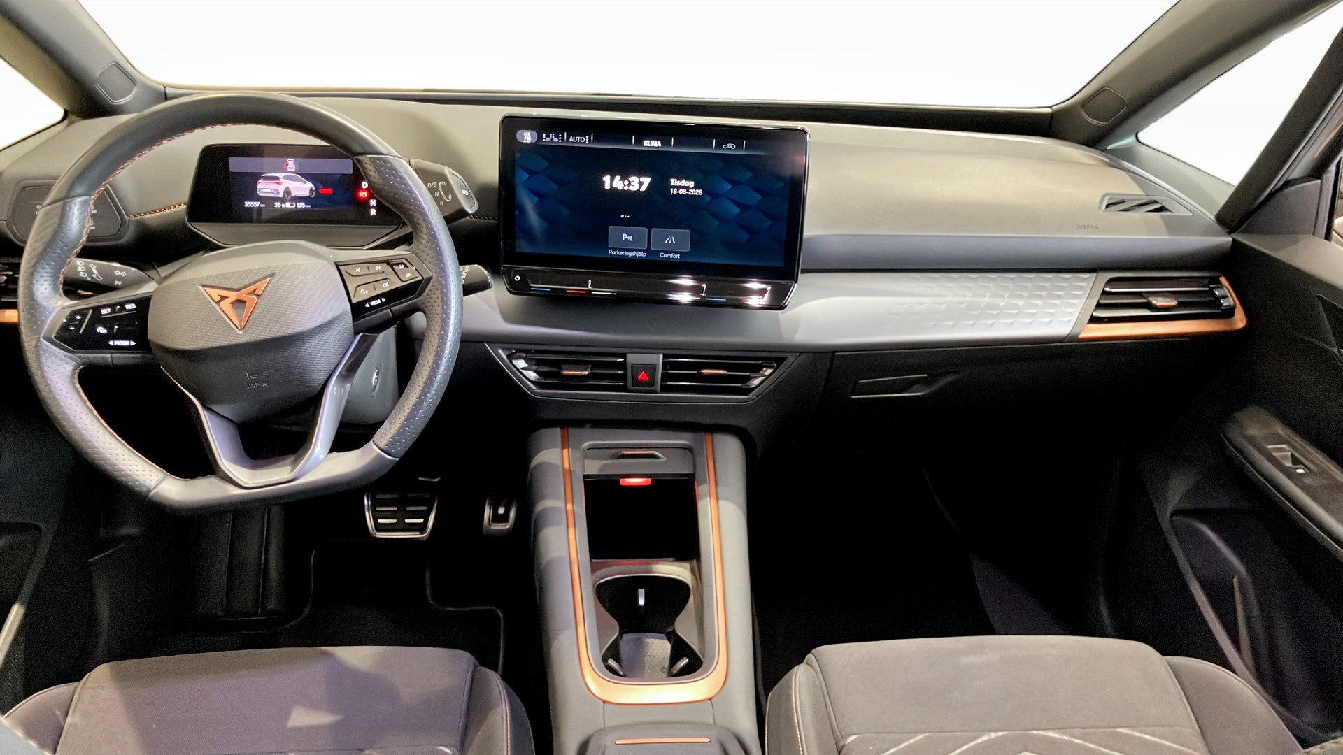 CUPRA Born RWA77U