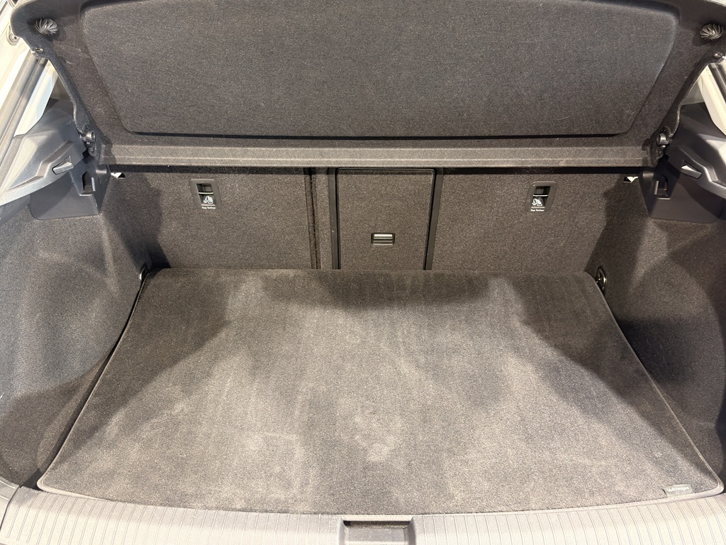 Volkswagen T-Roc RXB15W