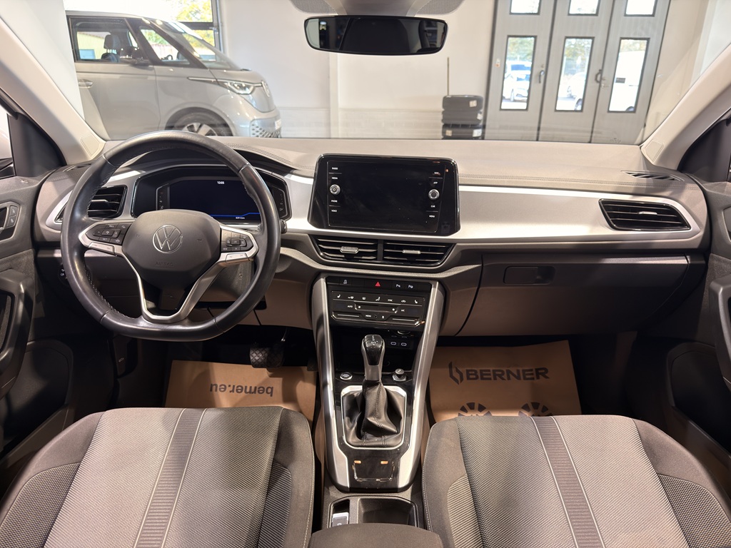 Volkswagen T-Roc RXB15W