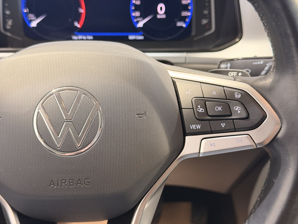 Volkswagen T-Roc RXB15W