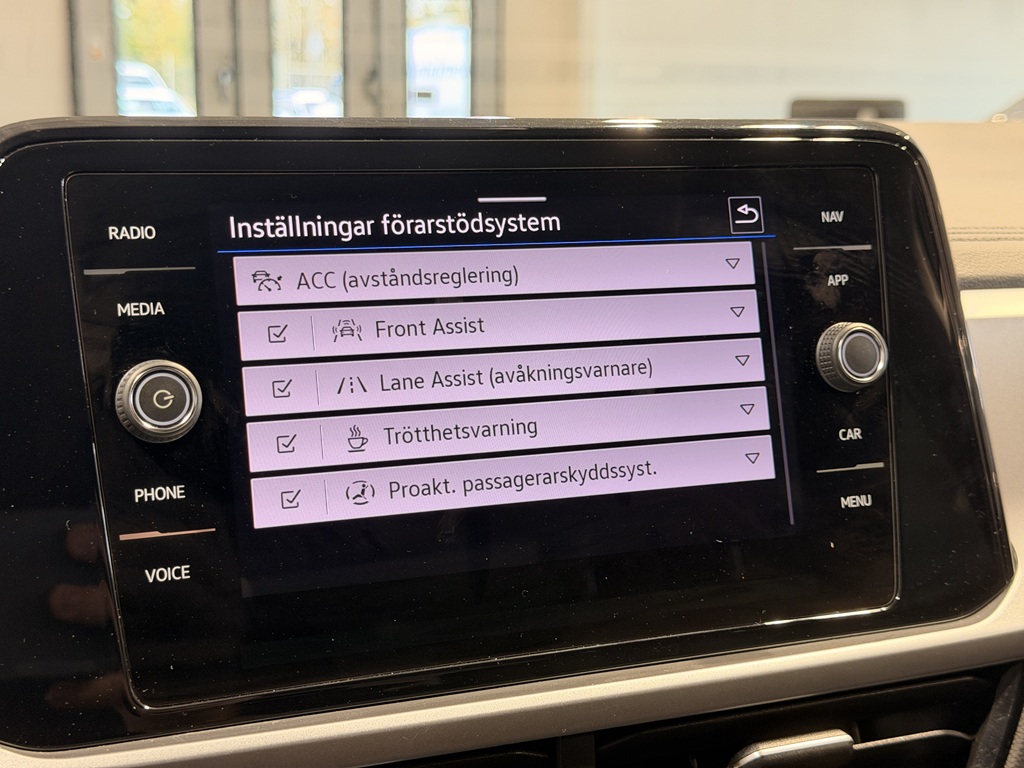 Volkswagen T-Roc RXB15W