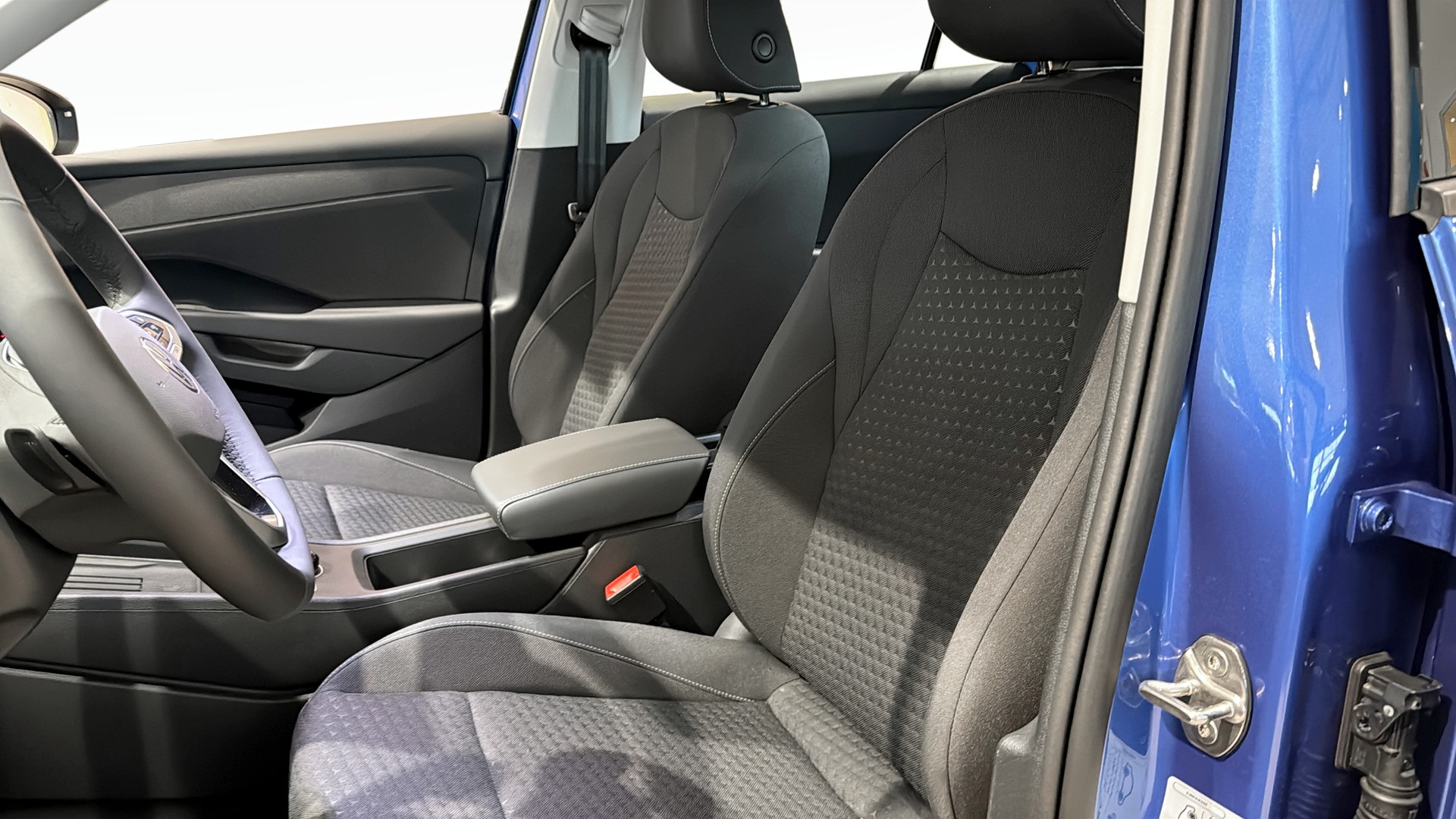 Volkswagen T-Roc RXH77F