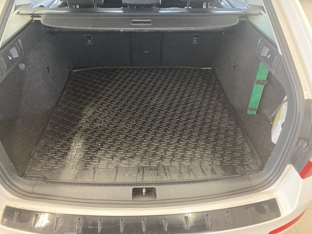 Skoda Octavia Combi RXT810